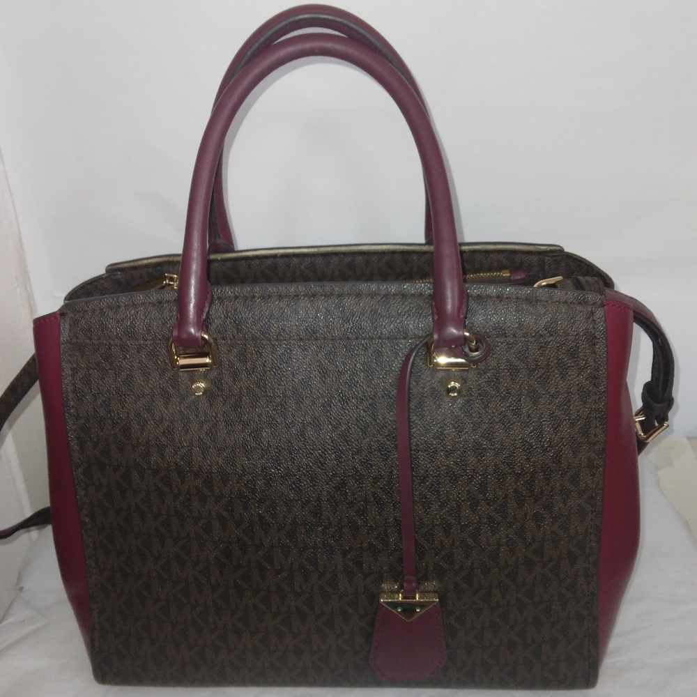 Michael Kors monogram satchel bag - Picture 9 of 16